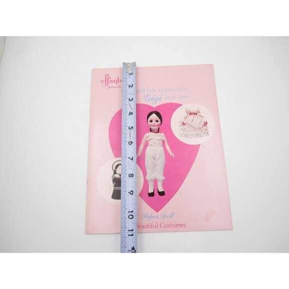 Vtg Effanbee 1830-1900 Gigi Paper Doll 6 Beautiful Costumes (Uncut) - Picture 8 of 9